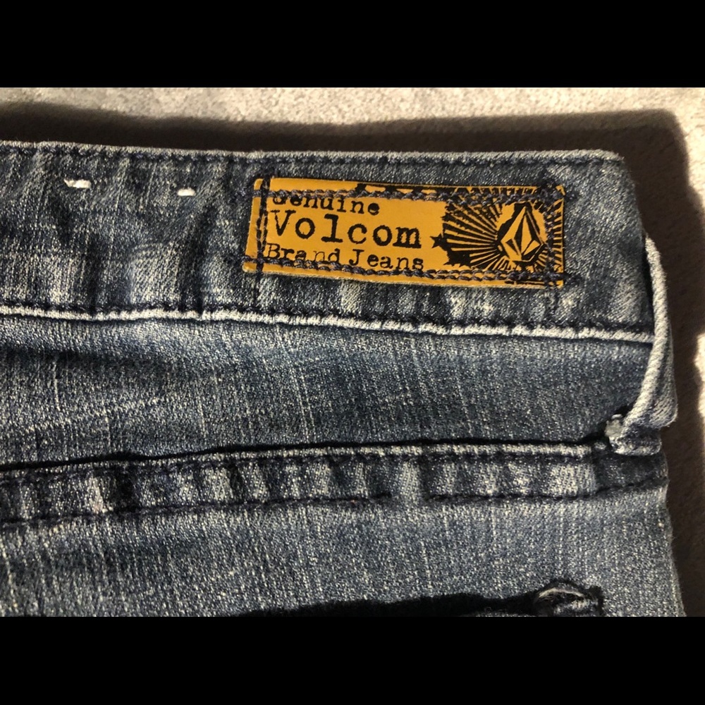 Volcom Jeans - Picture 2 of 3